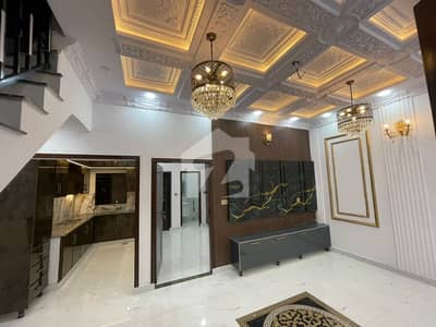 مرغزار آفیسرز کالونی لاہور میں 4 کمروں کا 4 مرلہ مکان 2.39 کروڑ میں برائے فروخت۔ مرغزار آفیسرز کالونی لاہور میں 4 کمروں کا 4 مرلہ مکان 2.39 کروڑ میں برائے فروخت۔