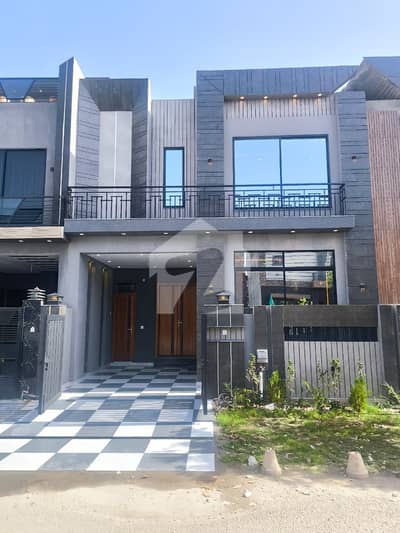Your Dream Brand New 5 Marla House Is Available In Royal Orchard - Block F Your Dream Brand New 5 Marla House Is Available In Royal Orchard - Block F