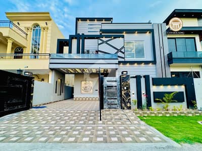 10 MARLA NEW BRAND DOUBLE STORY HOUSE AVAILABLE FOR SALE, IN CITI HOUSING GUJRANWALA ON PRIME LOCATION.