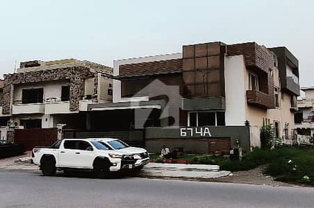 E 11 4 NPF Man Location Brand New Modran Designer House For Sale