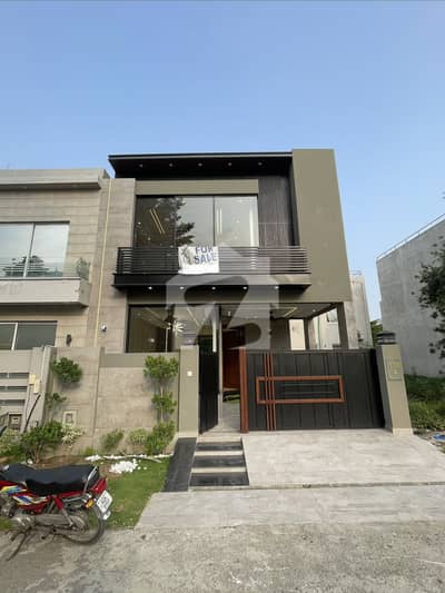 5 Marla Most Luxurious Modern Design House 5 Marla Most Luxurious Modern Design House