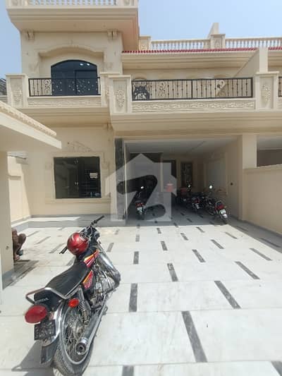 10 Marla Brand New House Available For Sale
