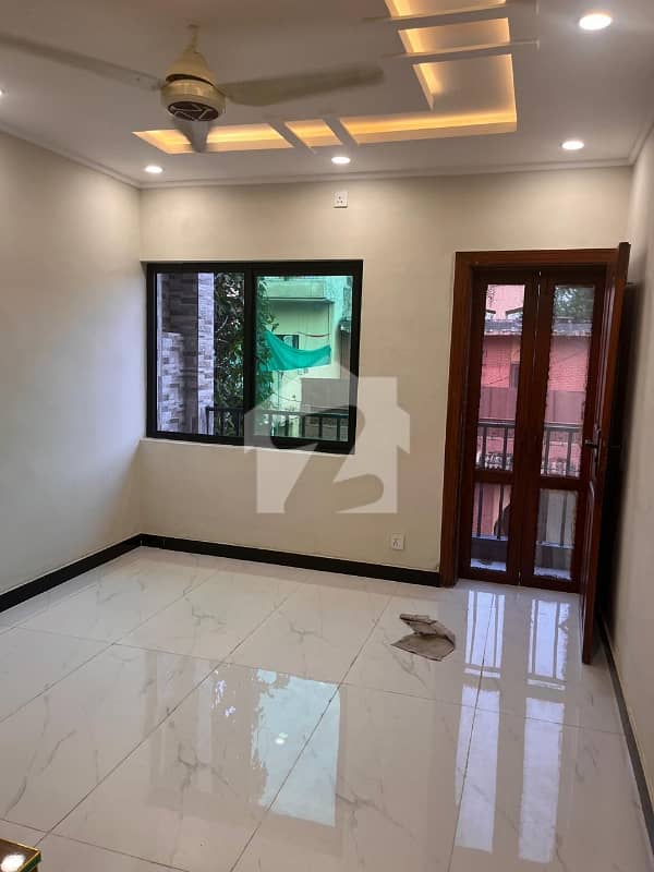 House For Rent In G-10 House For Rent In G-10