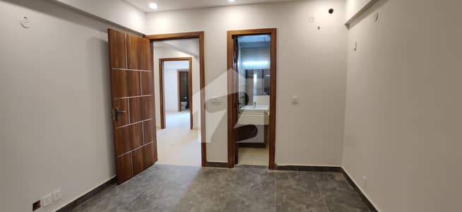3 Bed Brand New Apartment 1695 Square Feet