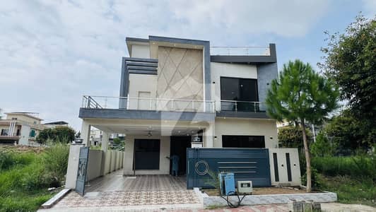 10 Marla House For Sale In The Perfect Location Of Top City 1 10 Marla House For Sale In The Perfect Location Of Top City 1