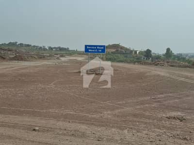 سی ۔ 14 اسلام آباد میں 1 کنال رہائشی پلاٹ 7.0 کروڑ میں برائے فروخت۔