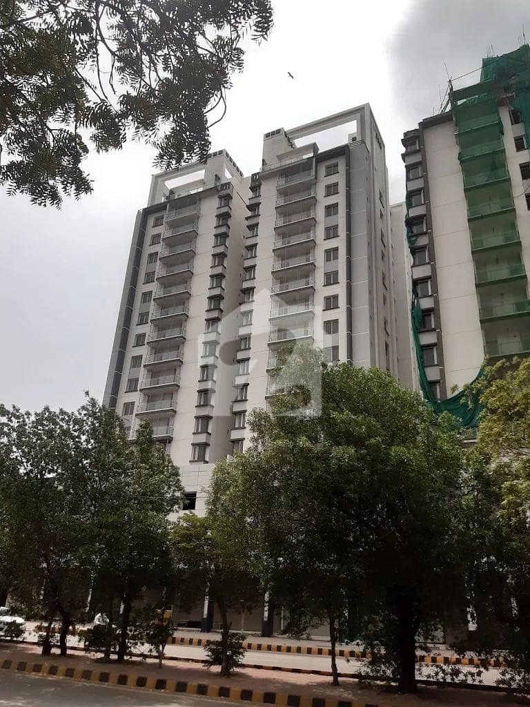 Luxurious 3bed dd available on rent Luxurious 3bed dd available on rent