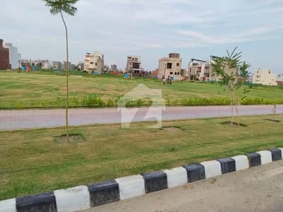 Corner 4.5 MARLA Plot For Sale Corner 4.5 MARLA Plot For Sale