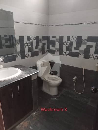 240yards first floor portion Available For Rent In Saadi Town