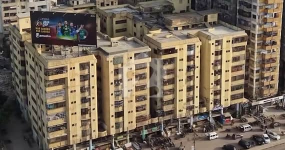 صدر ٹاؤن کراچی میں 2 کمروں کا 4 مرلہ فلیٹ 1.5 کروڑ میں برائے فروخت۔
