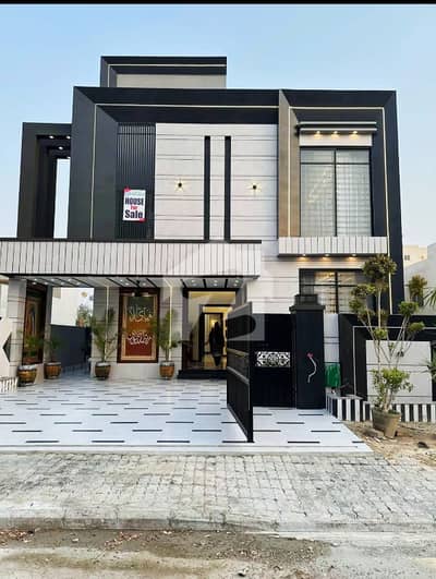 10 MARLA CORNER HOUSE ON IDEAL LOCATION WITH LOWEST PRICE AVAILABLE FOR SALE IN BAHRIA TOWN LHR 10 MARLA CORNER HOUSE ON IDEAL LOCATION WITH LOWEST PRICE AVAILABLE FOR SALE IN BAHRIA TOWN LHR