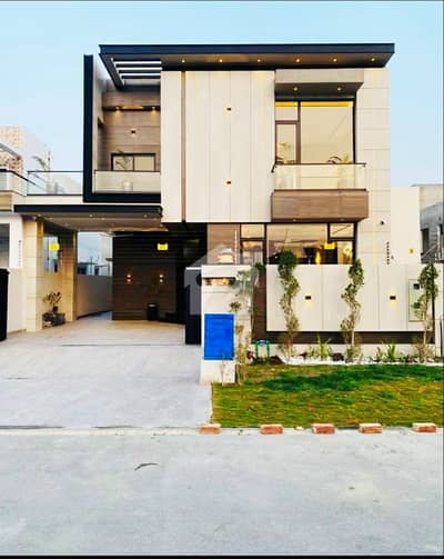 10 MARLA BRAND NEW HOUSE ON PRIME LOCATION WALKING DISTANCE FROM IMTIAZ MALL AVAILABLE FOR SALE IN BAHRIA TOWN 10 MARLA BRAND NEW HOUSE ON PRIME LOCATION WALKING DISTANCE FROM IMTIAZ MALL AVAILABLE FOR SALE IN BAHRIA TOWN