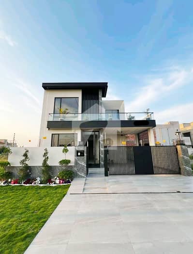 10 MARLA BRAND NEW HOUSE FACING PARK ON IDEAL LOCATION AVAILABLE FOR SALE IN BAHRIA TOWN 10 MARLA BRAND NEW HOUSE FACING PARK ON IDEAL LOCATION AVAILABLE FOR SALE IN BAHRIA TOWN