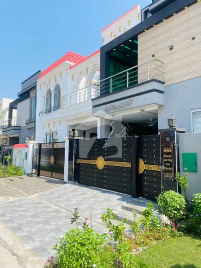 5 Marla Ultra Modern Design House Available For Sale On Installment At The Hot Location Of Bahria Nasheman Lahore 5 Marla Ultra Modern Design House Available For Sale On Installment At The Hot Location Of Bahria Nasheman Lahore