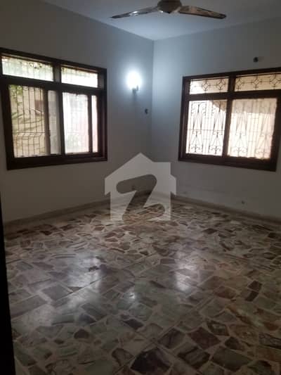 Corner House For Sale In Gulshan-E-Iqbal