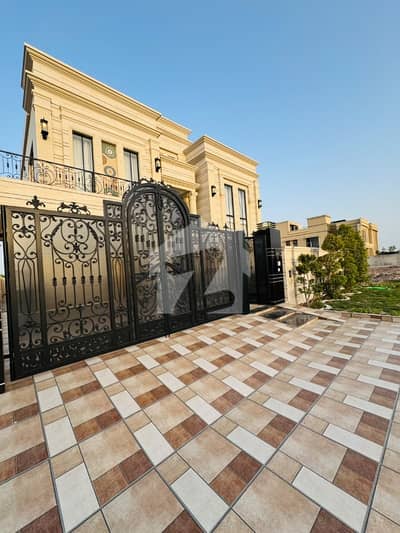 20 Marla duble story beautiful luxury hose for sale in DHA multan 20 Marla duble story beautiful luxury hose for sale in DHA multan