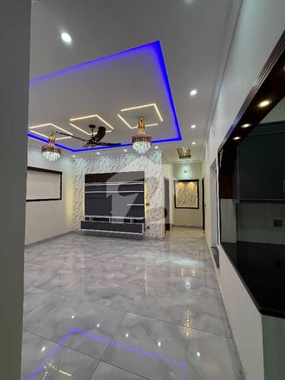 1 Kanal ( 60*90 ) Upper Portion Available For Rent G-15 Islamabad