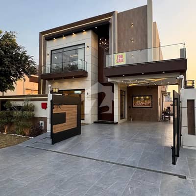 13 Marla Corner House