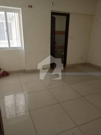Flat for Rent 3 bed dd