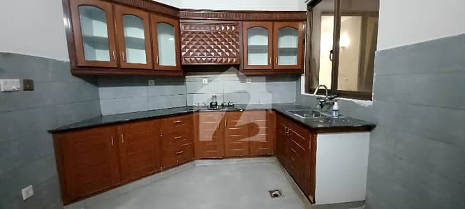7 Marla Cornor Ground Portion House is Available For Rent in G15 islamabad.