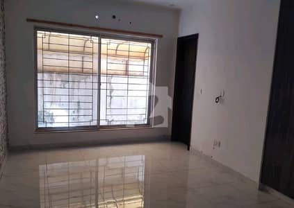 Upper Portion Of 5 Marla Available For Rent In Fazaia Housing Scheme Phase 2