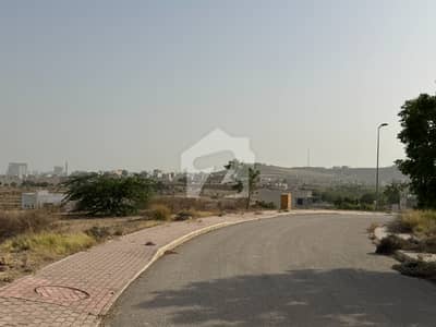 PRECINCT 16 MOST HEIGHTED LOCATION SINGLE BELT + 325 YARD PLOT WITH AMAIZING VIEW AVAILABLE FOR SALE