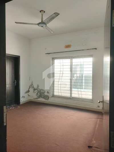 8 Marla Safari villas Asian house available for rent prime location of Bahria Town Lahore 8 Marla Safari villas Asian house available for rent prime location of Bahria Town Lahore