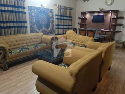 VVIP Bengl0w Portion 240yrd with Furnished. VVIP Bengl0w Portion 240yrd with Furnished.