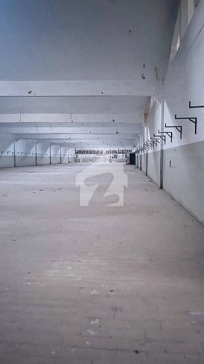 350,000 Sq Ft Factory For Rent