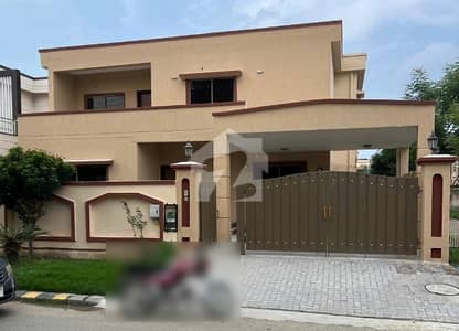 پی اے ایف فالکن کمپلیکس گلبرگ,لاہور میں 5 کمروں کا 1 کنال مکان 14.25 کروڑ میں برائے فروخت۔