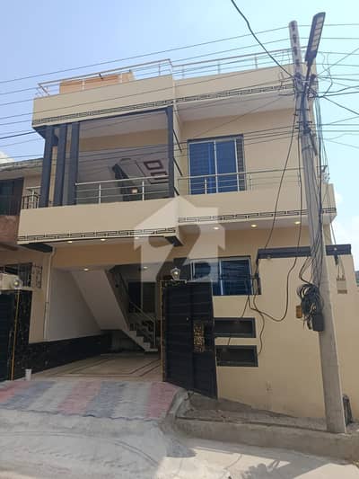 Prime Location House Of 5 Marla In Airport Housing Society - Sector 4 For sale Prime Location House Of 5 Marla In Airport Housing Society - Sector 4 For sale