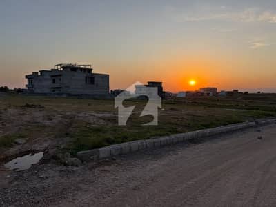 A Executive Block 1kanal Sami Develop Plot Available On Sale In Gulberg Green Islamabad