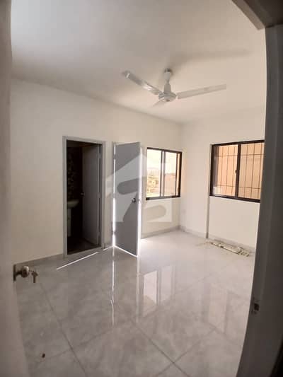 Prime Location 1200 Square Feet Flat In Karachi Is Available For sale