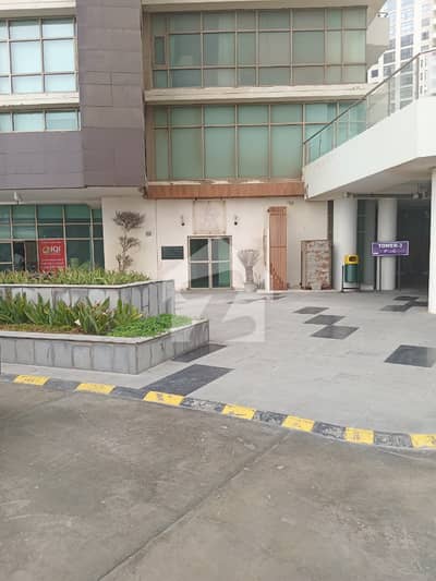 EMAAR OCEANFRONT COMMERCAIL SHOP AVAILABLE FOR RENT IN PEARL TOWERS.