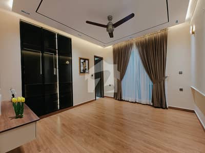 10 Marla Brand New Luxury Upper Portion For Rant Jasmine Block Bahria Town Lahore