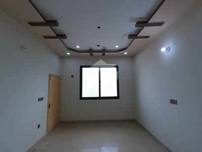 پِیر احمد زمان ٹاؤن - بلاک 1 پِیر احمد زمان ٹاؤن,گداپ ٹاؤن,کراچی میں 4 کمروں کا 5 مرلہ مکان 2.1 کروڑ میں برائے فروخت۔