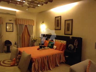 Prime Location 300 Square Feet Room Is Available For Rent