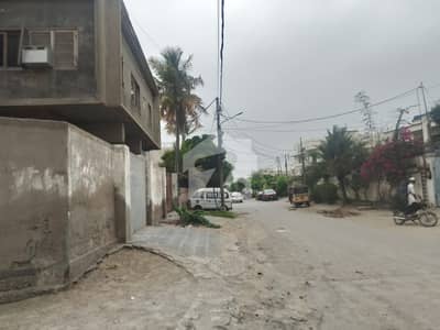 Prime Location 450 Square Yards House Is Available For sale Prime Location 450 Square Yards House Is Available For sale