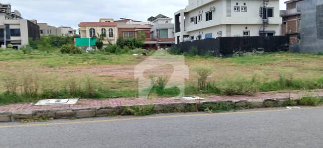10 MARLA LEVEL RESIDENTIAL PLOT AVAILABLE FOR SALE IN BLOCK B