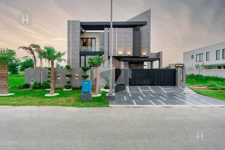 Nea Y Block McDonald 1 Kanal Eyes Catching Modern House