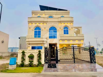 10 MARLA NEW BRAND SEMI FURNISHED DOUBLE STORY HOUSE AVAILABLE FOR SALE, IN CITI HOUSING GUJRANWALA ON PRIME LOCATION.