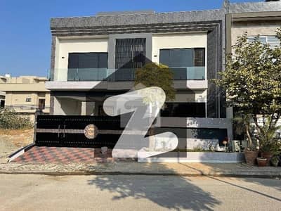 A Block Beautiful Mansion For Sale