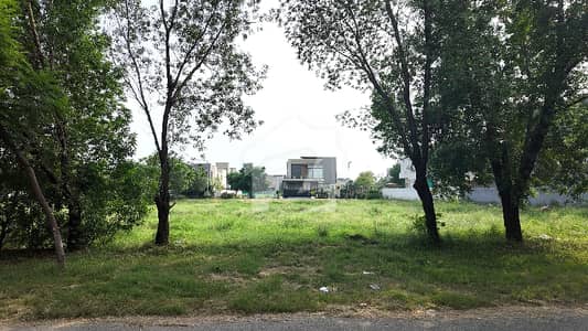 Investors Should sale This Prime Location Residential Plot Located Ideally In DHA Defence Investors Should sale This Prime Location Residential Plot Located Ideally In DHA Defence