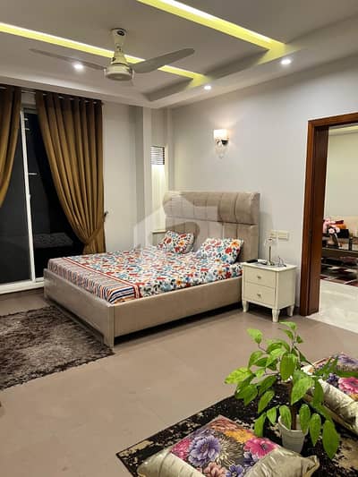 Ready To sale A Flat 550 Square Feet In Bahria Town - Sector C Lahore