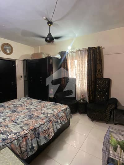 Book Prime Location Flat Today In Gulistan-e-Jauhar - Block 17