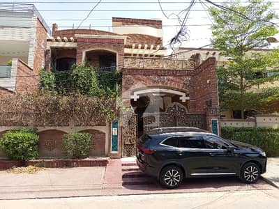 Get Your Hands On House In Peoples Colony No 1 Best Area