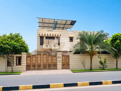 1000 Sq. Yds. Well-Maintained Triple-Unit Bungalow for Sale in DHA Phase 5