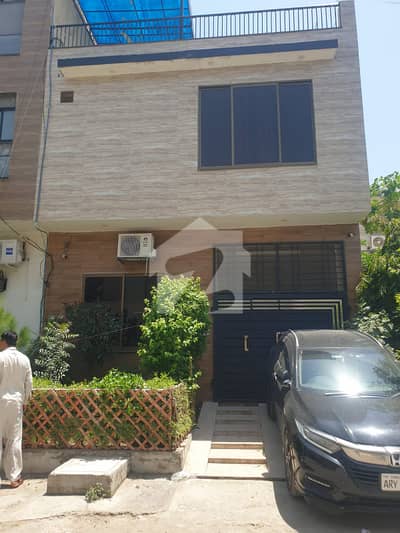 **4 Marla Double Storey House for Sale near Airport, Gulshan Ali Colony, Lahore**