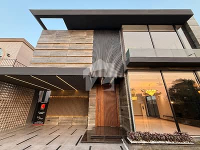 One Kanal Slightly Used House For Sale In HBFC Housing Society
