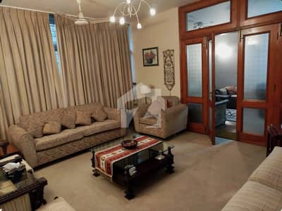 10-Marla Fully Renovated Ground Floor ( Apartment | Flat ) **For Sale | Askari-2